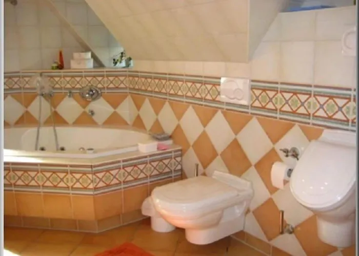 Tatil Evi In Wyk With Swimming Pool